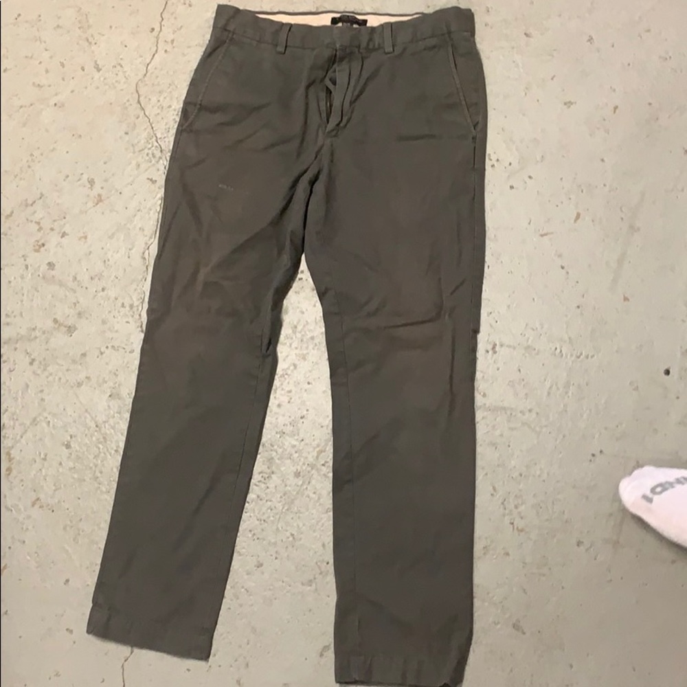 Banana Republic Aiden Chino pants